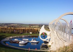 Falkirk wheel looks a bit like yin yang machine